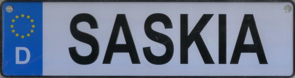 NAMENSSCHILD in Autokennzeichenform  Saskia (26x7cm)