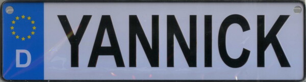 NAMENSSCHILD in Autokennzeichenform  Yannick (26x7cm)